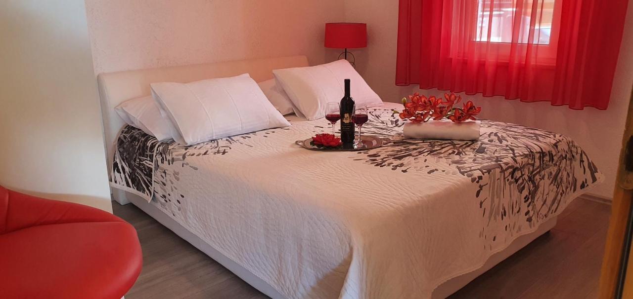 Holiday Home Jass Near Makarska Zagvozd Exterior photo